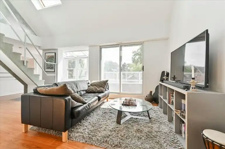 400 Summerhill Avenue, Toronto, ON, M4W 2E4 - 2