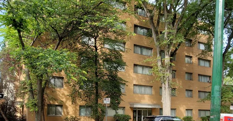10 Edmonton Street, Winnipeg, MB, R3C 1P7