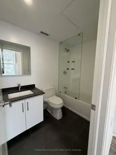 215 Jarvis Street, Toronto, ON, M5B 2C1 - 10