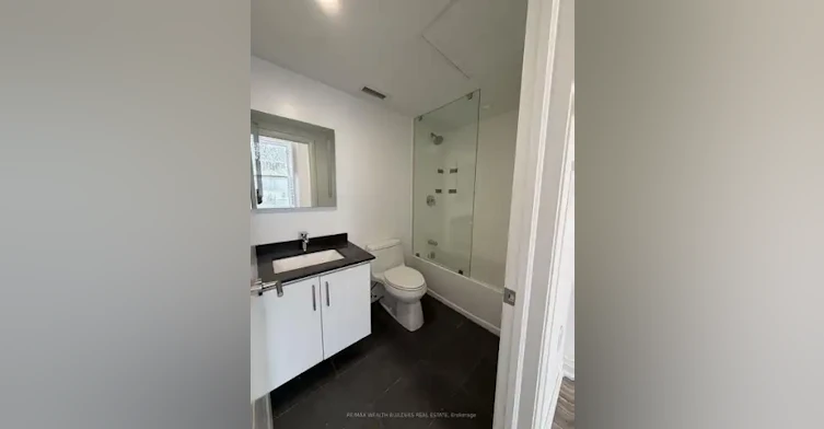 215 Jarvis Street, Toronto, ON, M5B 2C1 - 10