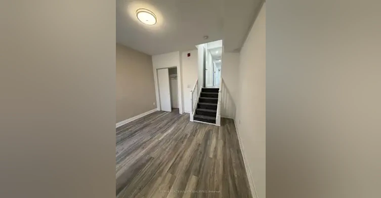 215 Jarvis Street, Toronto, ON, M5B 2C1 - 3