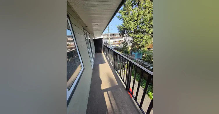 2131 Pandora Street, Vancouver, BC, V5L 1N4 - 7