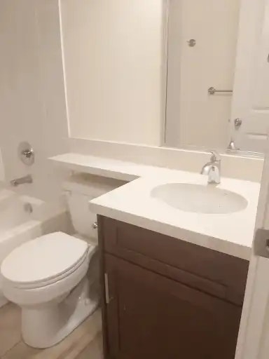 2131 Pandora Street, Vancouver, BC, V5L 1N4 - 8