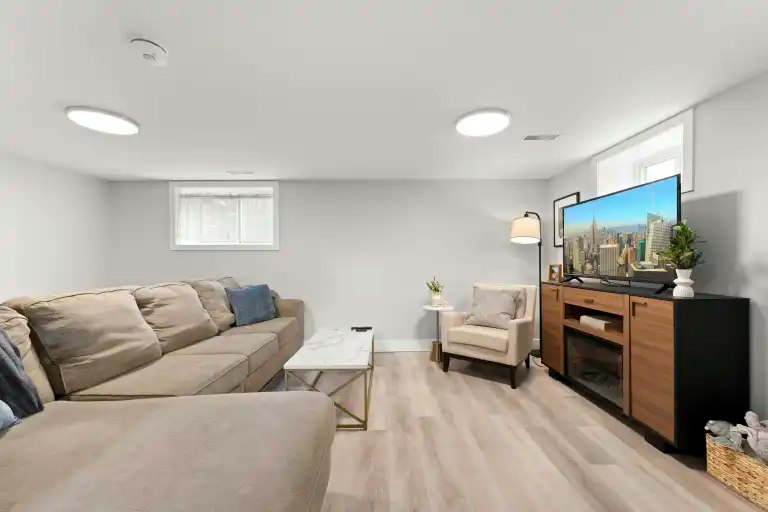 36 Simpson Avenue, Clarington, ON, L1C 2H7 - 4