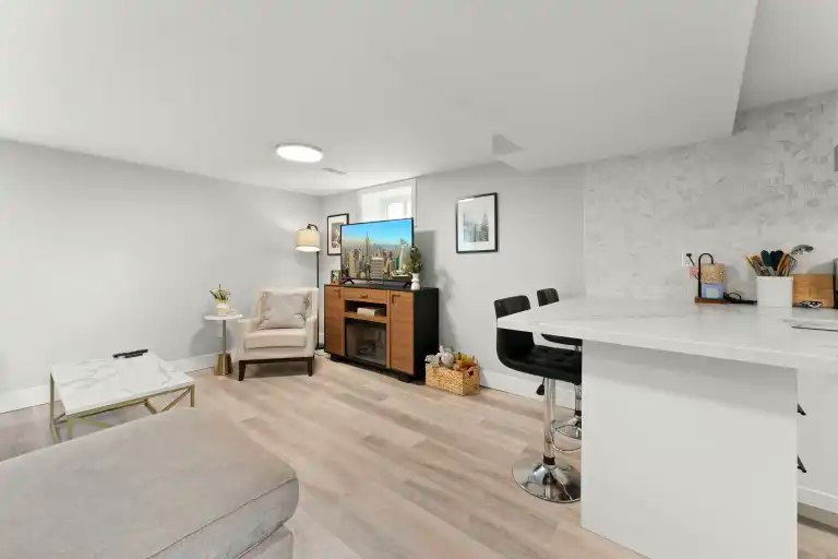 36 Simpson Avenue, Clarington, ON, L1C 2H7 - 3