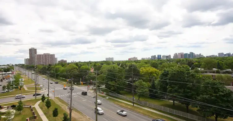 520 Steeles Avenue West, Toronto, ON, L4J 0H2 - 6