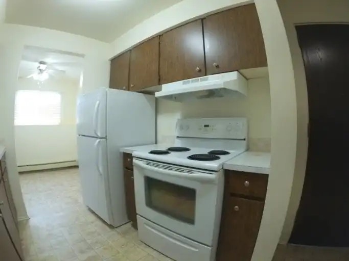 5604 50 Avenue, Innisfail, AB, T4G 1R7 - 6