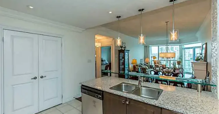 33 Ellen Street, Barrie, ON, L4N 6E9 - 2