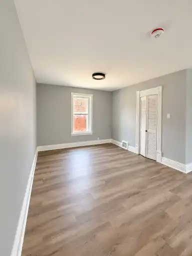 569 Sherbrooke Street, Peterborough, ON, K9J 2P4 - 8