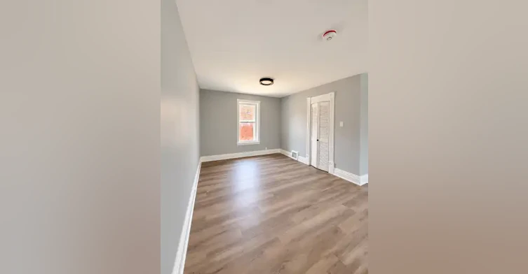 569 Sherbrooke Street, Peterborough, ON, K9J 2P4 - 8