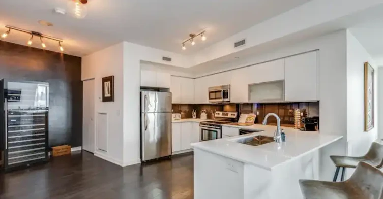 150 Liberty Street East, Toronto, ON, M6K 3R5 - 10