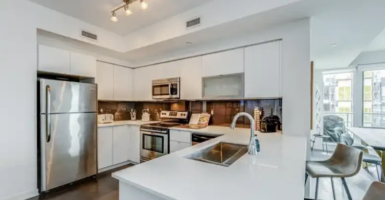 150 Liberty Street East, Toronto, ON, M6K 3R5 - 12