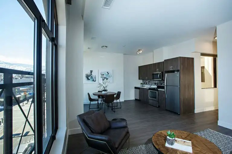 399 Main Street, Penticton, BC, V2A 5B7 - 5