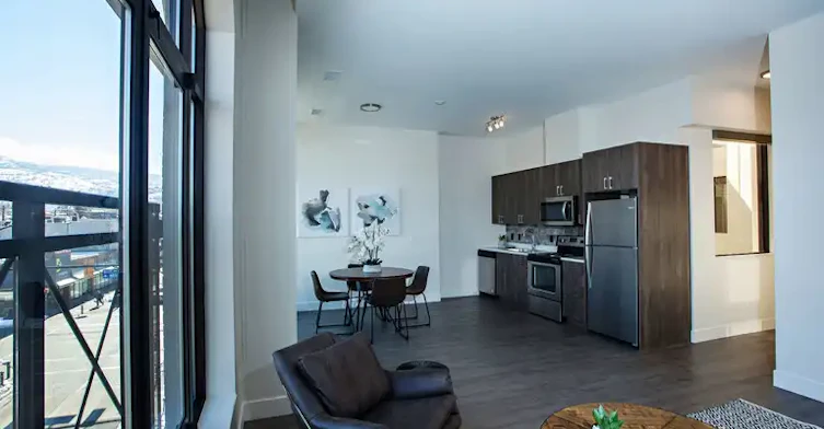 399 Main Street, Penticton, BC, V2A 5B7 - 5