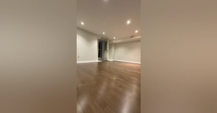 326 Bathurst Street, Toronto, ON, M5T 2S3 - 4