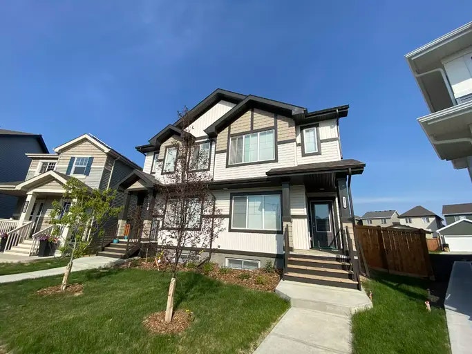 3823 Chrustawka Place Southwest, Edmonton, AB, T6W 4M9 - 2