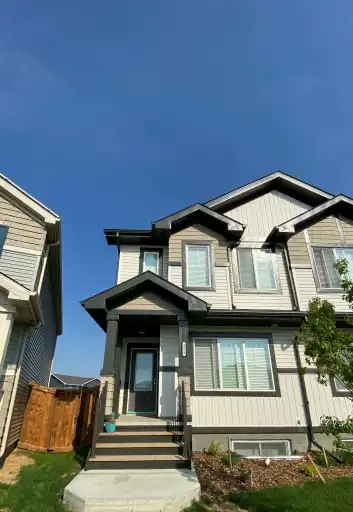 3823 Chrustawka Place Southwest, Edmonton, AB, T6W 4M9