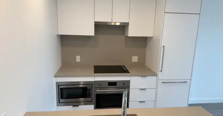 13675 107a Avenue, Surrey, BC, V3T 2H2 - 2