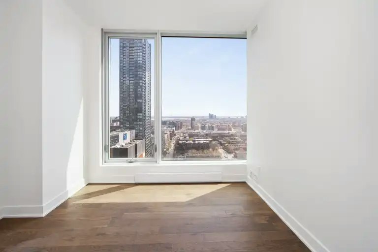 1020 De La Montagne Rue, Montréal, QC, H3G 0H8 - 9