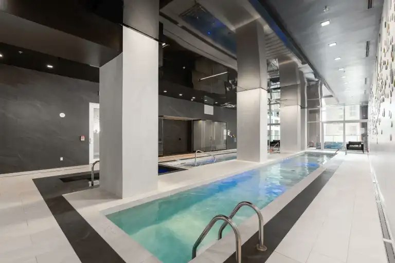 1020 De La Montagne Rue, Montréal, QC, H3G 0H8 - 10
