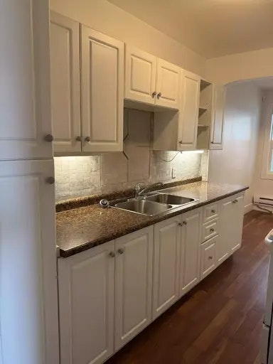 142 Provencher Boulevard, Winnipeg, MB, R2H 0H3
