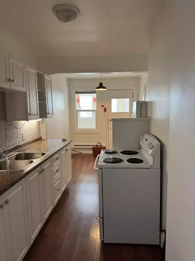 142 Provencher Boulevard, Winnipeg, MB, R2H 0H3 - 2