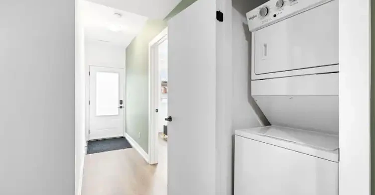 447 Lansdowne Avenue, Toronto, ON, M6H 3Y2 - 10