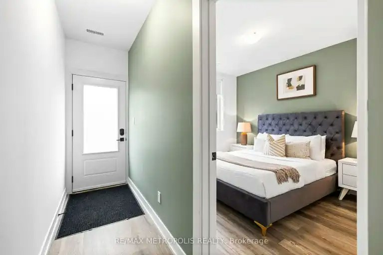 447 Lansdowne Avenue, Toronto, ON, M6H 3Y2 - 2