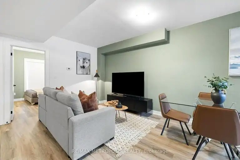 447 Lansdowne Avenue, Toronto, ON, M6H 3Y2 - 9