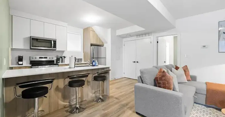 447 Lansdowne Avenue, Toronto, ON, M6H 3Y2 - 6