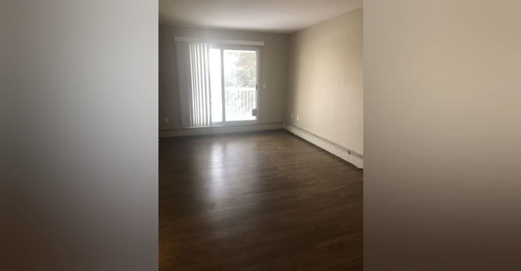 4010 49 Avenue, Innisfail, AB, T4G 1C6