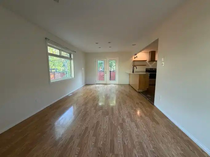 10108 94 Avenue, Grande Prairie, AB, T8V 0K8 - 5