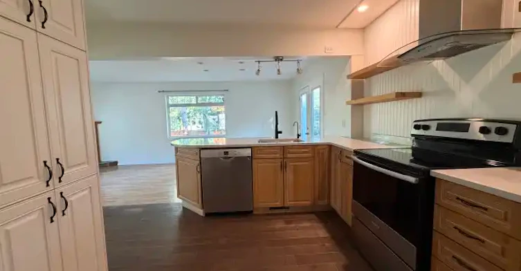 10108 94 Avenue, Grande Prairie, AB, T8V 0K8 - 3