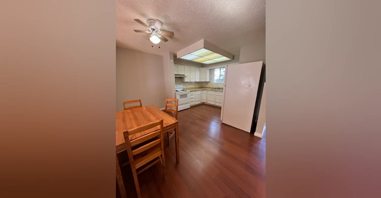 9201 Morinville Drive, Morinville, AB, T8R 1J7 - 7