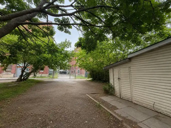 500 Aylmer Street North, Peterborough, ON, K9H 3W5 - 12