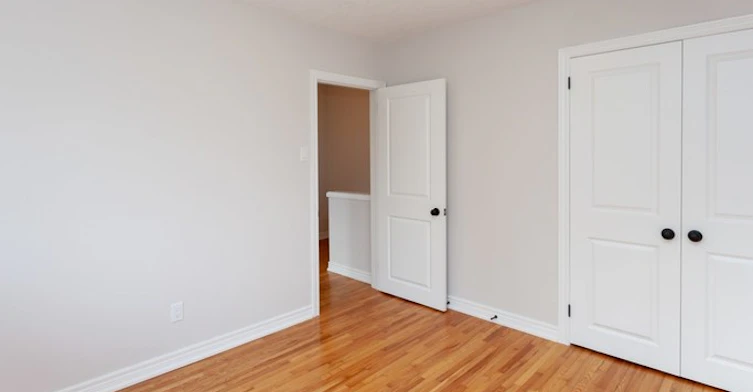 295 Shepherd Avenue, Cambridge, ON, N3C 1T9 - 8