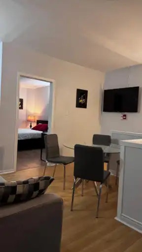 712 Queen Street West, Toronto, ON, M6J 2K4 - 9