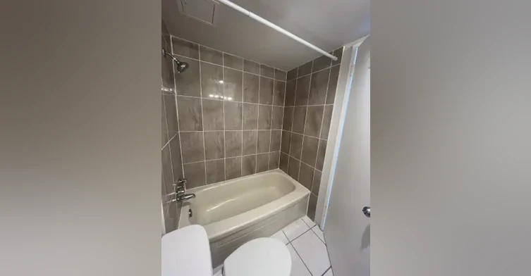 1230 Nelson Street, Vancouver, BC, V6E 1J6 - 8