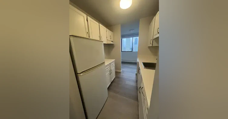 1230 Nelson Street, Vancouver, BC, V6E 1J6 - 6