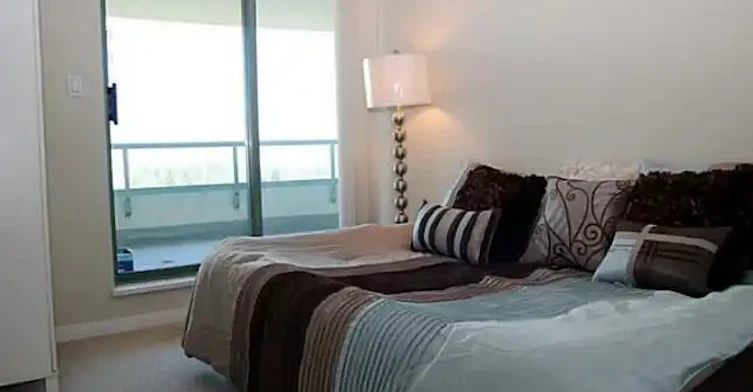 6659 Southoaks Crescent, Burnaby, BC, V5E 4M9 - 9