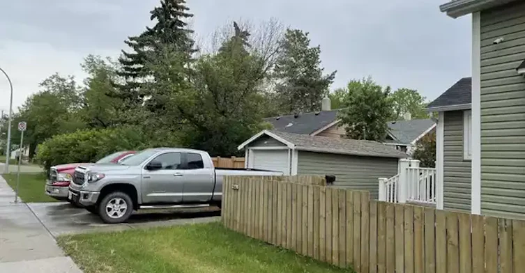 11648 97 Street Northwest, Edmonton, AB, T5G 1X9 - 15