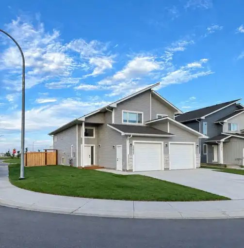 12937 102a Street, Grande Prairie, AB, T8V 6T1