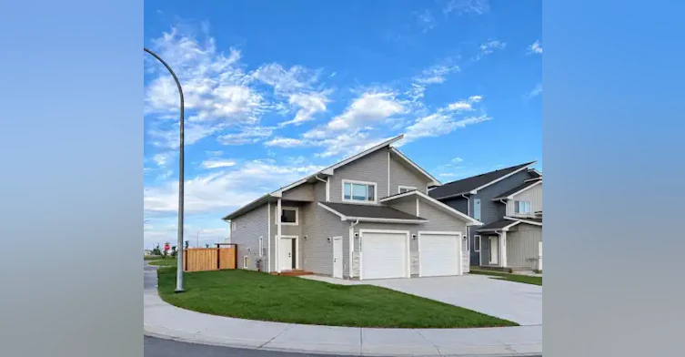 12937 102a Street, Grande Prairie, AB, T8V 6T1