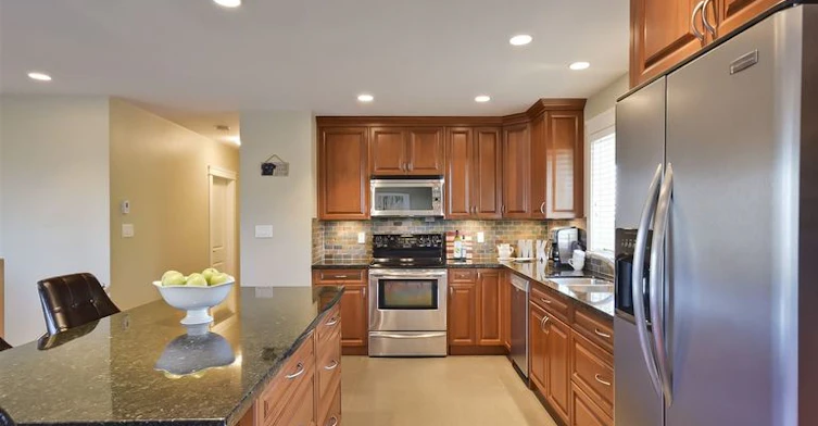 5046 Massey Drive, Delta, BC, V4K 1B5 - 3