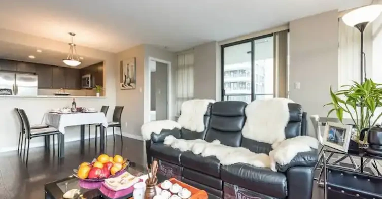 8120 Lansdowne Road, Richmond, BC, V6X 0A1 - 2