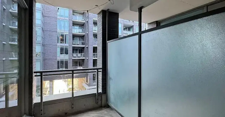 20 Gladstone Avenue, Toronto, ON, M6J 0E9 - 12