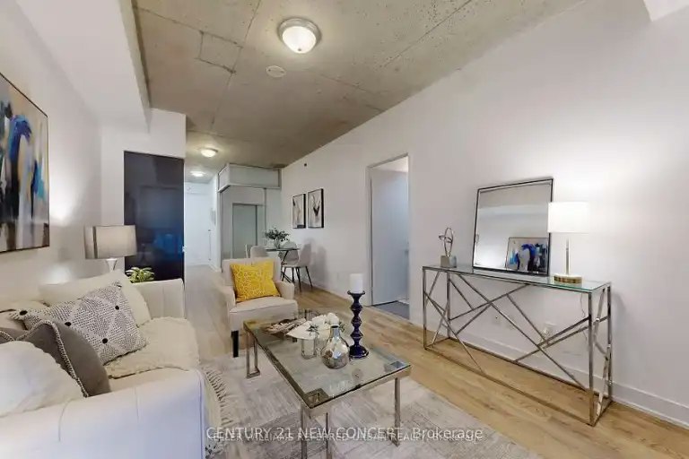 20 Gladstone Avenue, Toronto, ON, M6J 0E9 - 11