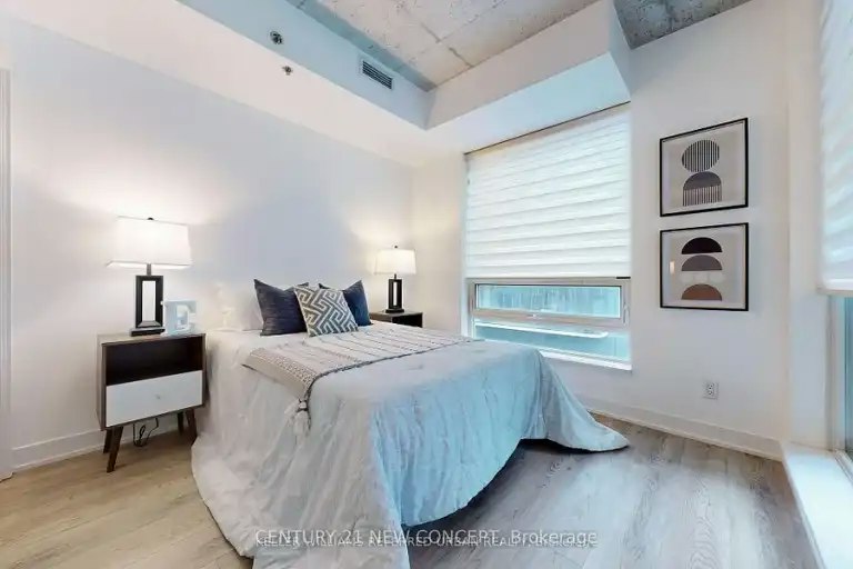 20 Gladstone Avenue, Toronto, ON, M6J 0E9 - 8