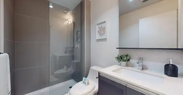 20 Gladstone Avenue, Toronto, ON, M6J 0E9 - 2