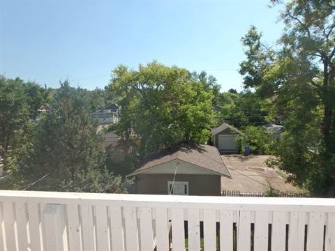 754 5a Street Northwest, Calgary, AB, T2N 1R4 - 7